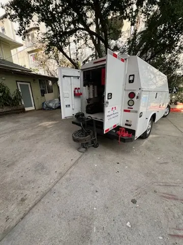Magnet Plumbing service vehicle on-site for Sewer Line Repair in Waimea